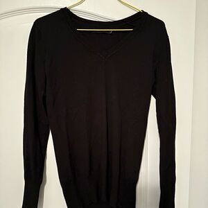 Woman’s Long Sleeve Shirt